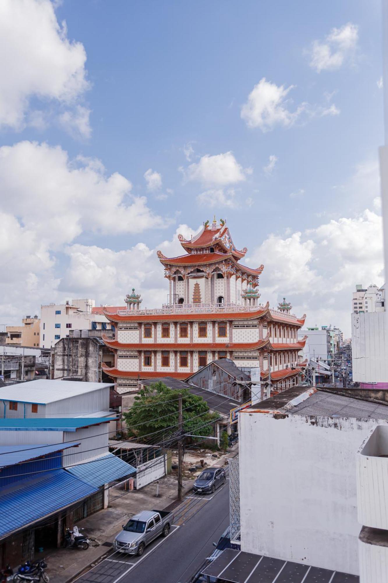 De Blue Door, Hatyai ハートヤイ エクステリア 写真