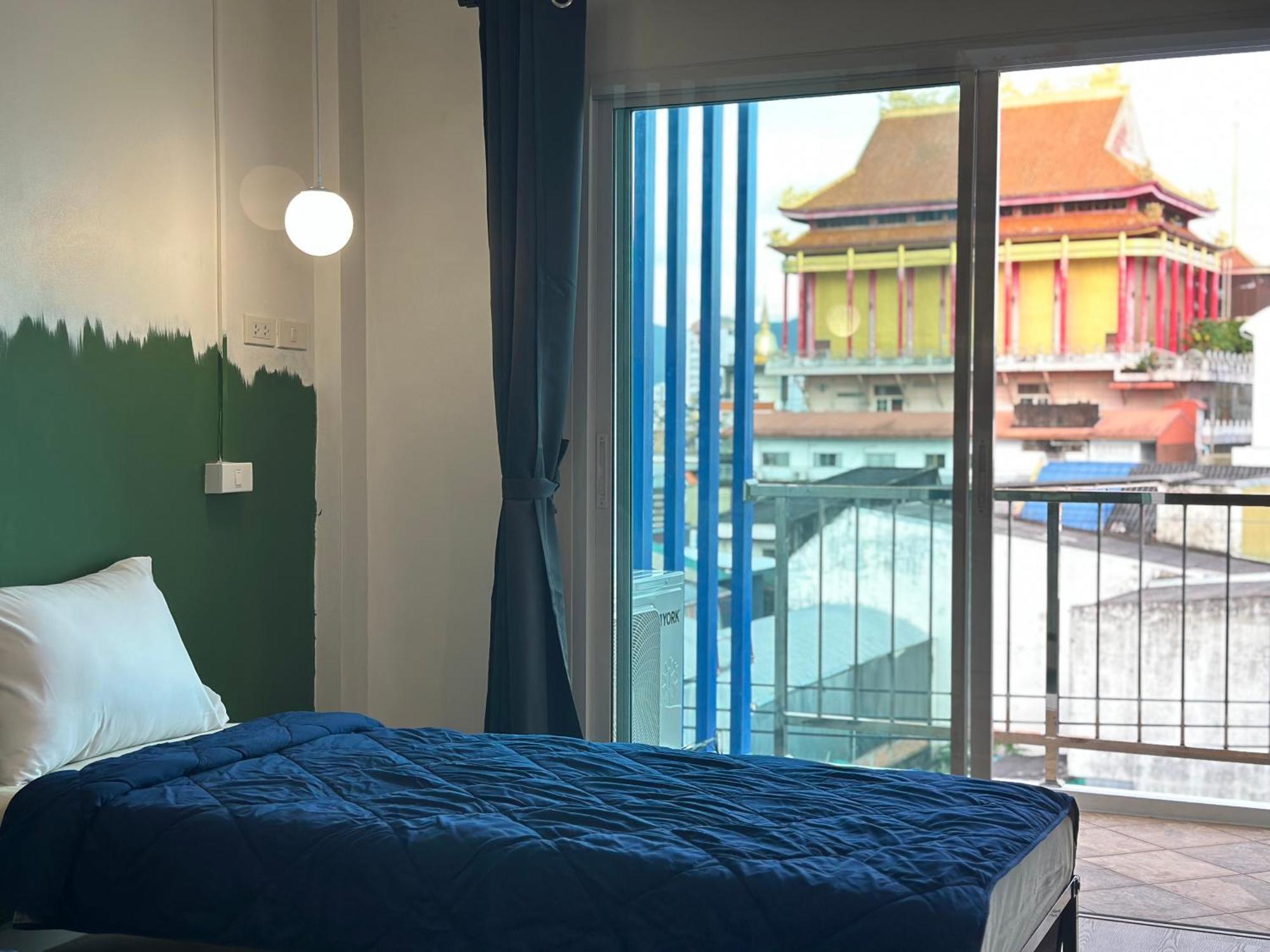 De Blue Door, Hatyai ハートヤイ エクステリア 写真